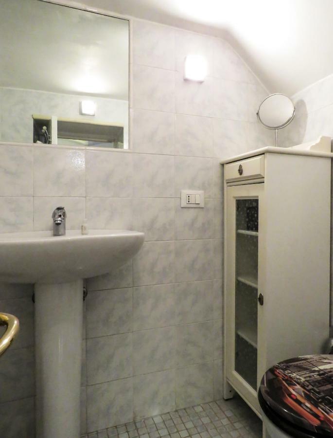 Casa Del Moro - Romantic Loft In Trastevere Extérieur photo