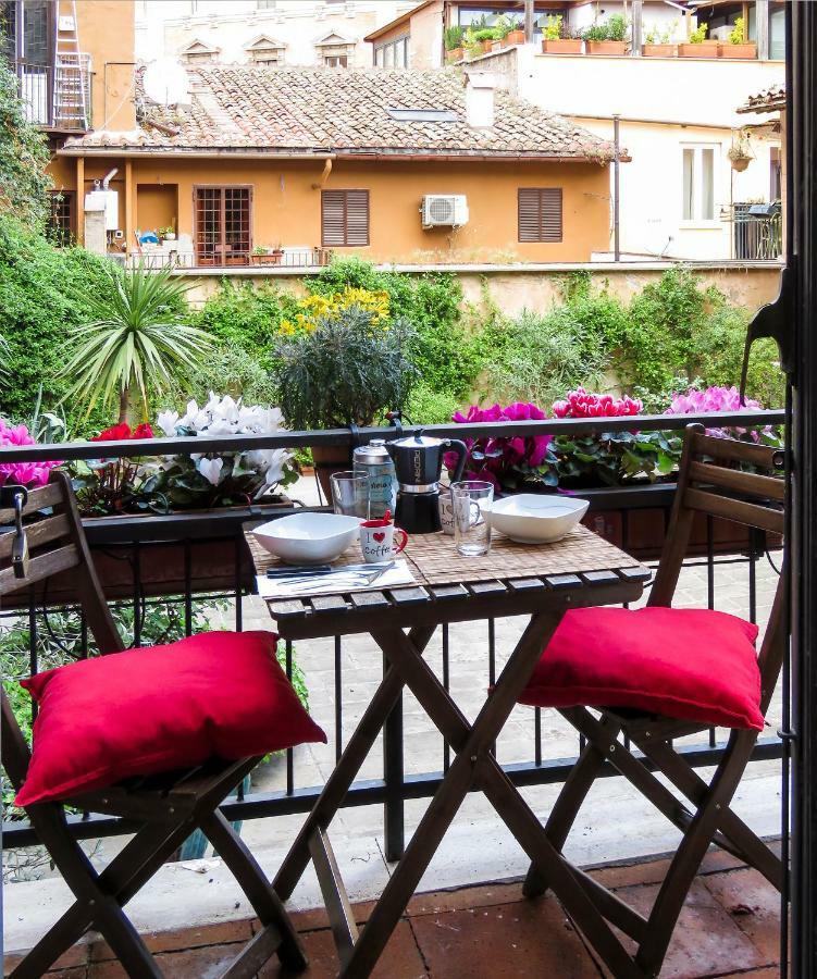 Casa Del Moro - Romantic Loft In Trastevere Extérieur photo