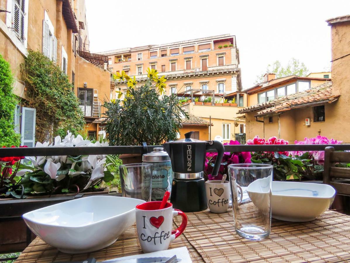 Casa Del Moro - Romantic Loft In Trastevere Extérieur photo