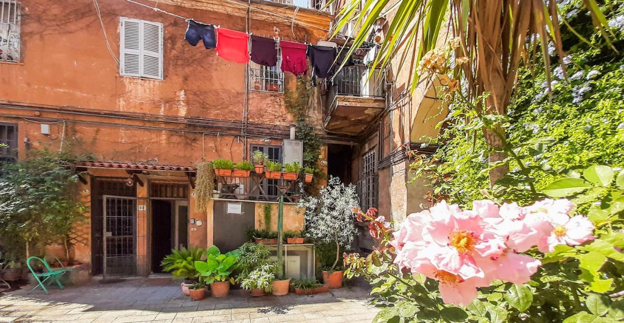 Casa Del Moro - Romantic Loft In Trastevere Extérieur photo